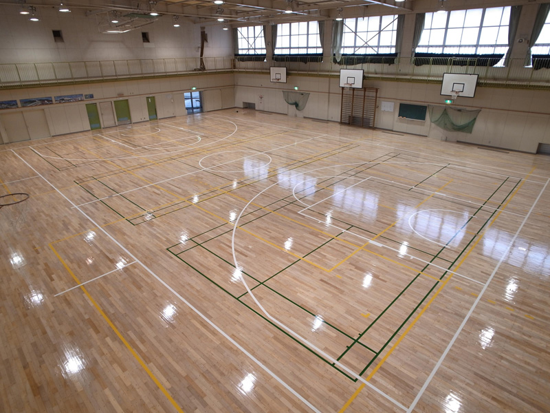 市立町田第二中学校体育館床塗装工事
